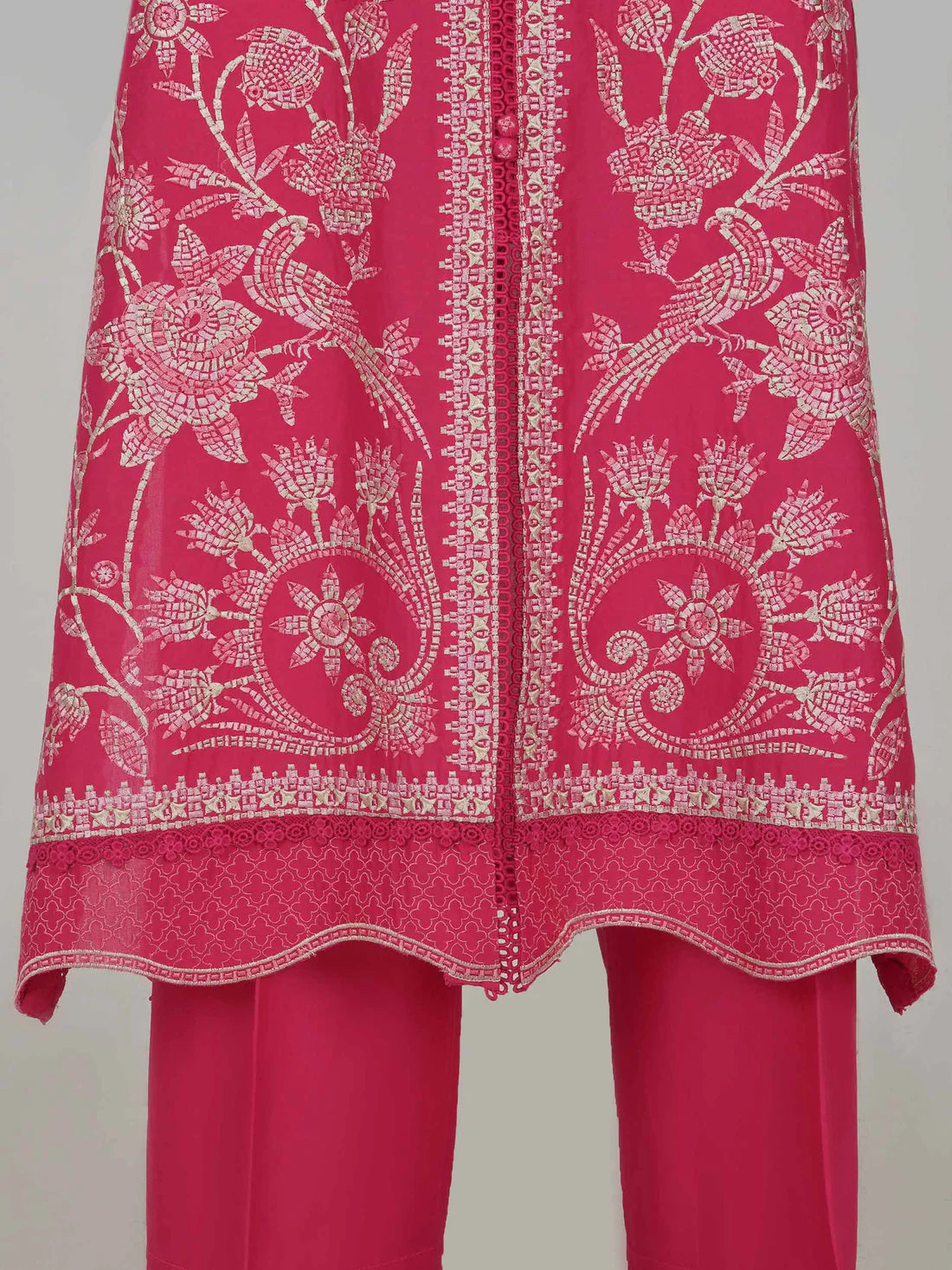 3 Piece Lawn Suit- Embroidered (Pret)